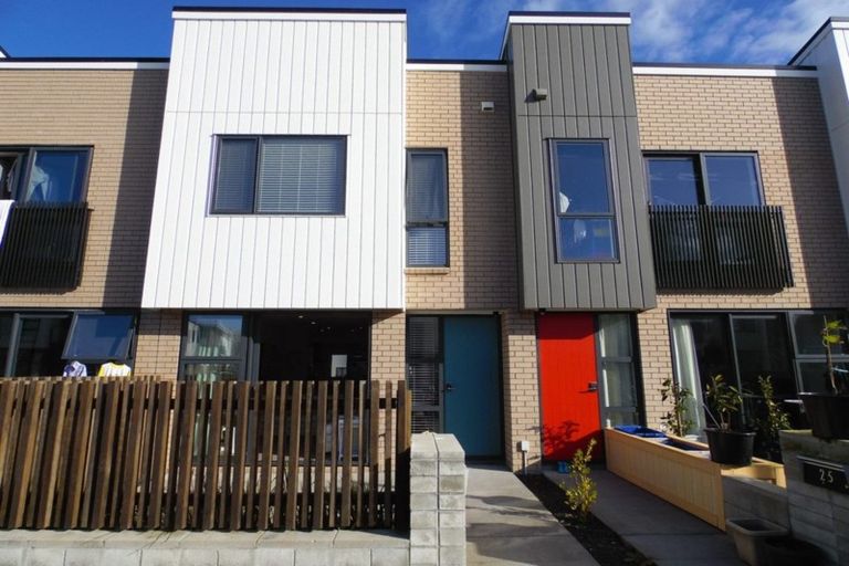 Photo of property in 27 Onekiritea Road, Hobsonville, Auckland, 0616