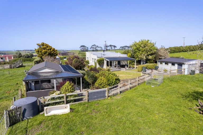 Photo of property in 103 Mclean Road, Okaiawa, Hawera, 4671