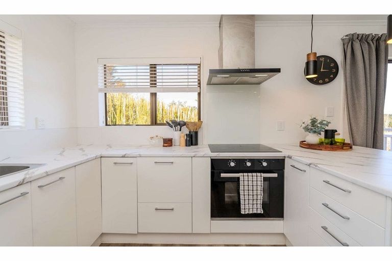 Photo of property in 44b Kendall Road, Kerikeri, 0230