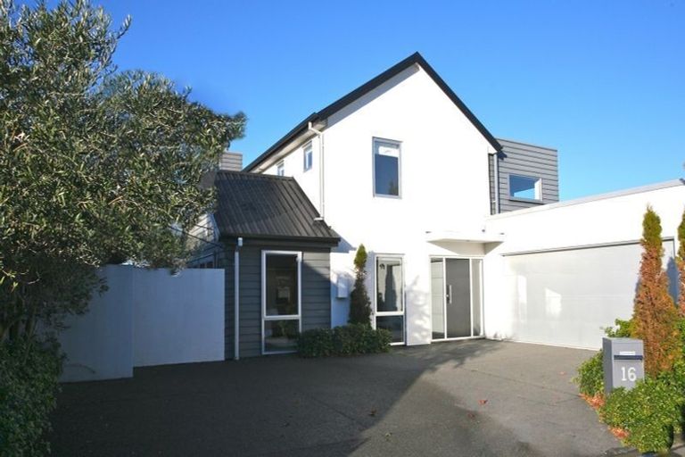 Photo of property in 16 Riverbank Road, Northwood, Christchurch, 8051