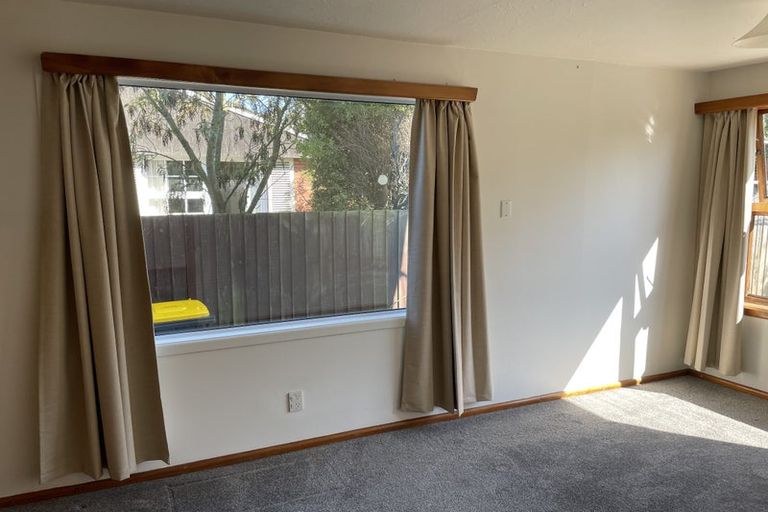 Photo of property in 2/23 Donald Place, St Albans, Christchurch, 8014