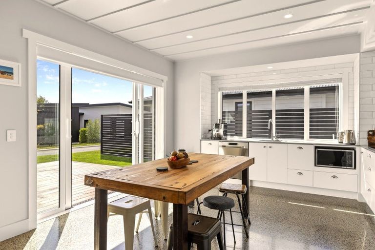 Photo of property in 18 Maison Way, Rangatira Park, Taupo, 3330