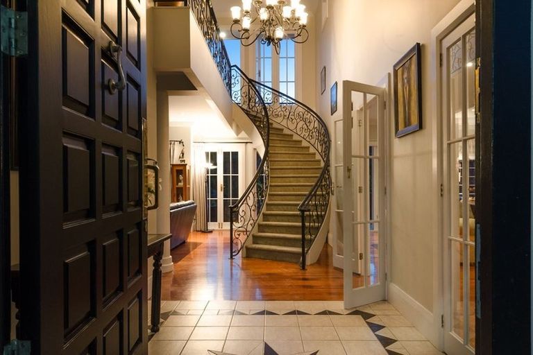 Photo of property in 384 Mangakura Road, Helensville, 0875