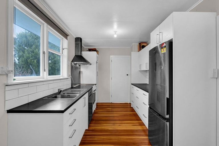 Photo of property in 41 Blagdon Road, Marfell, New Plymouth, 4310