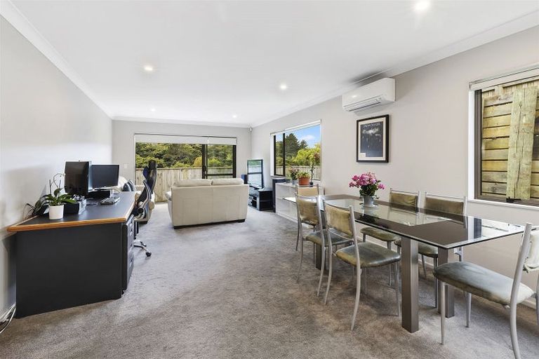 Photo of property in 18 Moonsail Drive, Whitby, Porirua, 5024