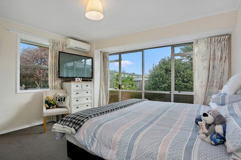 Photo of property in 35 Grosvenor Street, Cambridge, 3434