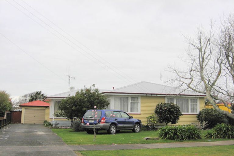 Photo of property in 27 Tawa Street, Levin, 5510