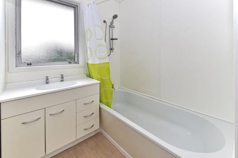 Photo of property in 1/5 Onslow Road, Papakura, 2110