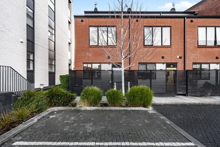 Photo of property in 229 Hobsonville Point Road, Hobsonville, Auckland, 0616