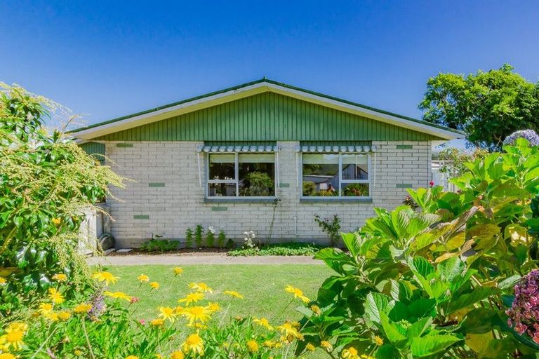 Photo of property in 7 Nimmo Avenue, Waikanae, 5036