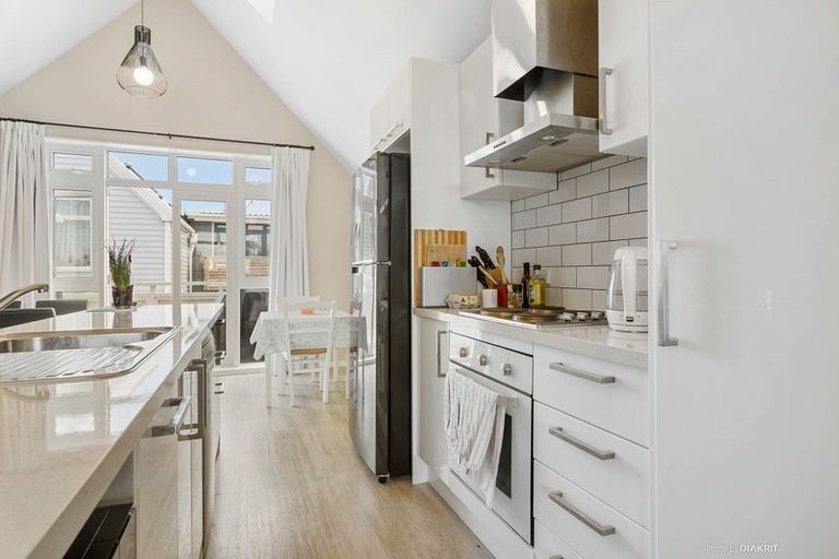Photo of property in Pirie Street Townhouses, 20/35u Pirie Street, Mount Victoria, Wellington, 6011