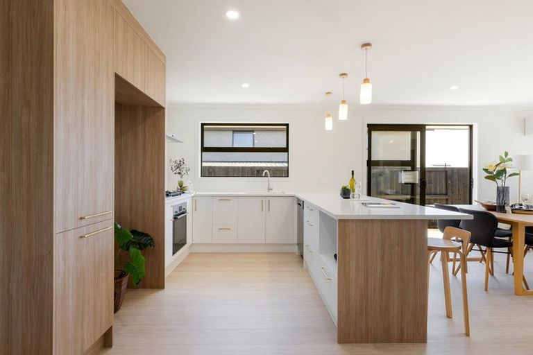 Photo of property in 10 Oralee Terrace, Peacocke, 3206
