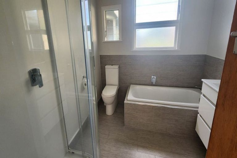 Photo of property in 19 Richmond Avenue, Takaro, Palmerston North, 4410