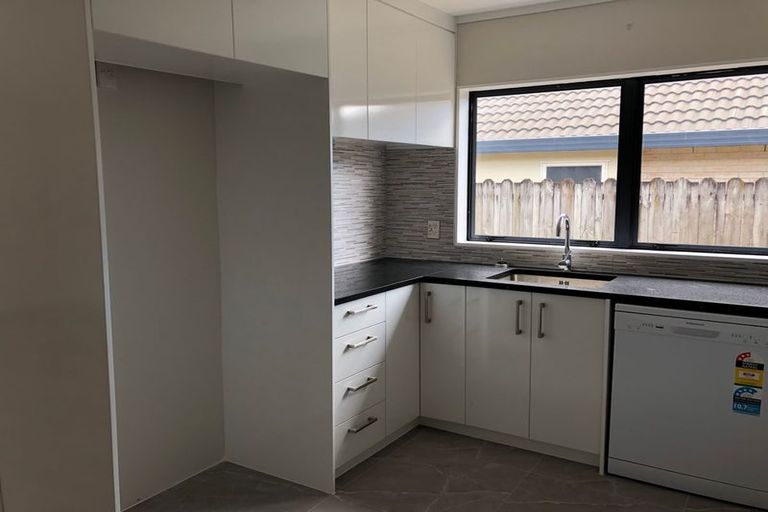 Photo of property in 155a Guys Road, East Tamaki, Auckland, 2013