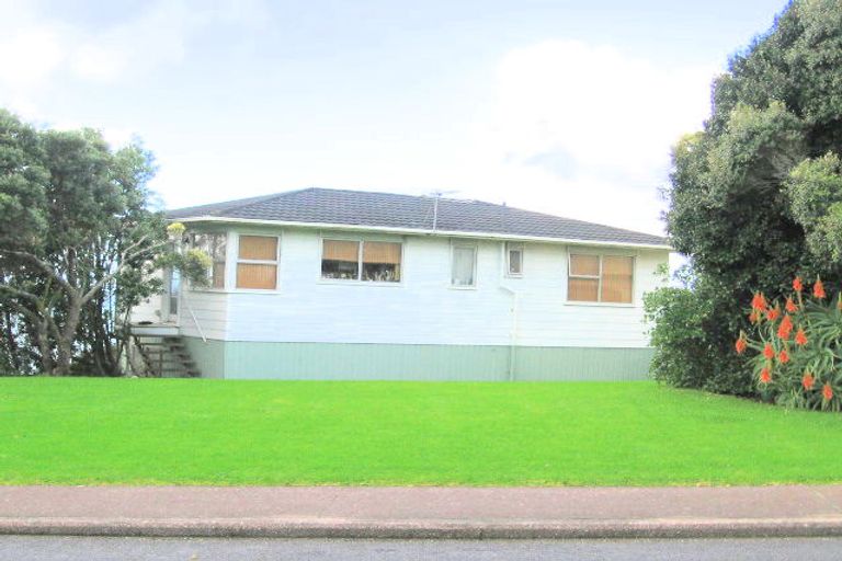 Photo of property in 56 Marellen Drive, Red Beach, 0932