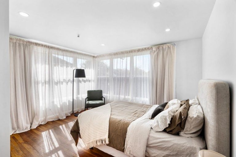 Photo of property in 716 Grove Road, Mayfair, Hastings, 4122