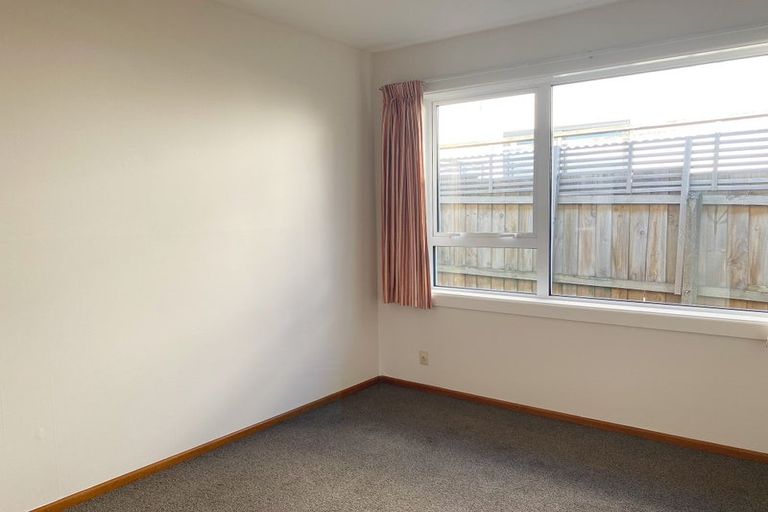 Photo of property in 2/490 Barbadoes Street, Edgeware, Christchurch, 8013