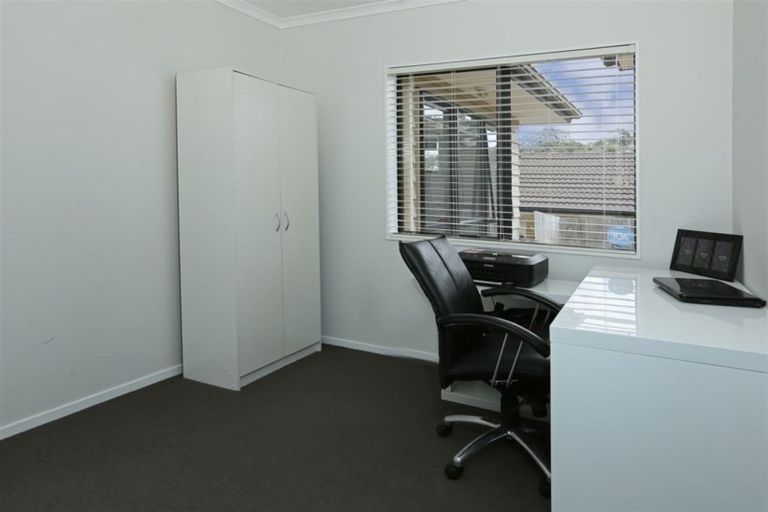 Photo of property in 4 Hornsey Avenue, Henderson, Auckland, 0612