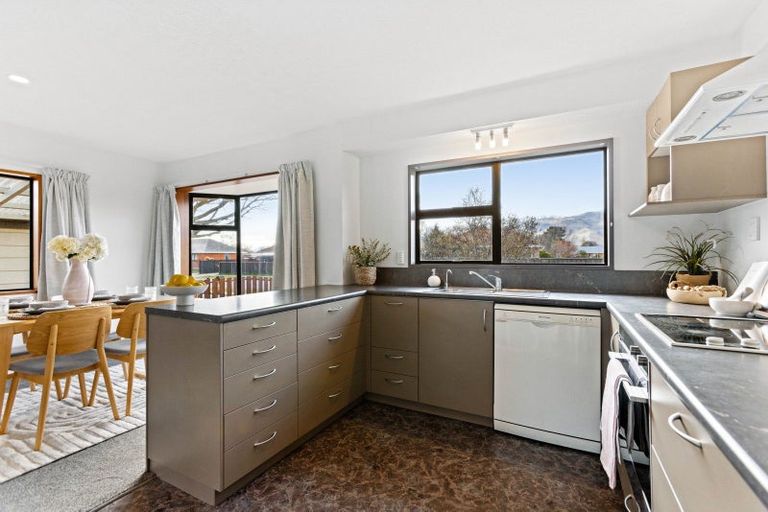 Photo of property in 19 Jollys Road, Cromwell, 9310