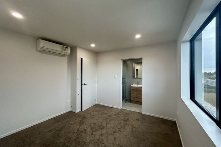 Photo of property in 46d Burswood Drive, Burswood, Auckland, 2013