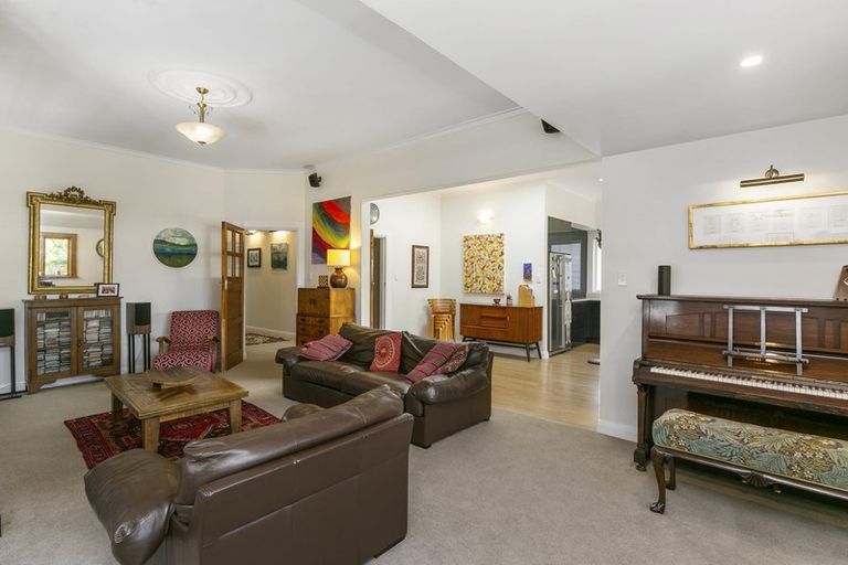 Photo of property in 57 Waipapa Road, Hataitai, Wellington, 6021