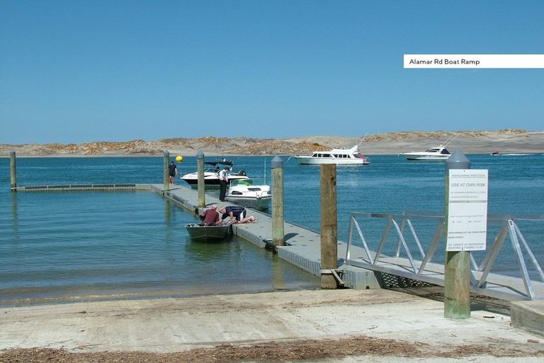 Photo of property in 2 Citrus Place, Mangawhai, 0505