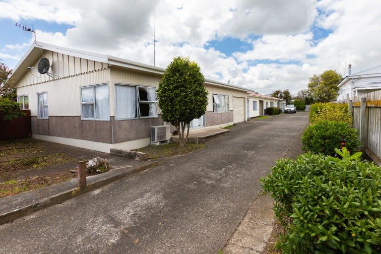 Photo of property in 2/222 High Street, Dannevirke, 4930