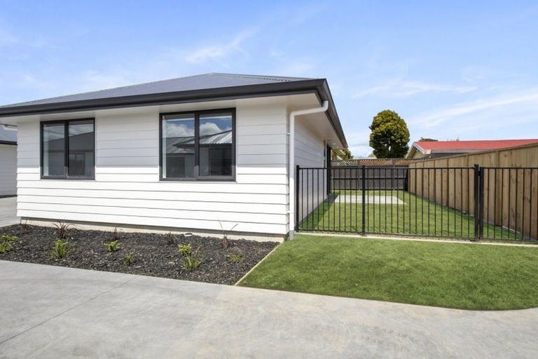 Photo of property in 16u2 Betley Crescent, Fairview Downs, Hamilton, 3214
