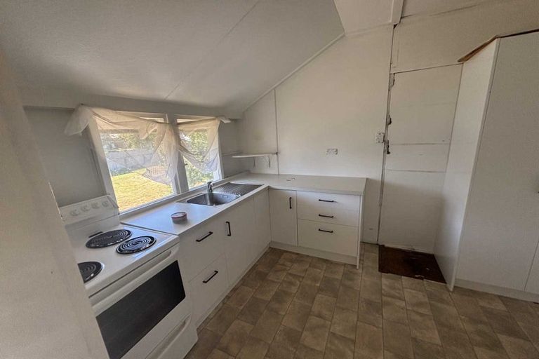 Photo of property in 2 Gaisford Terrace, Waipukurau, 4200