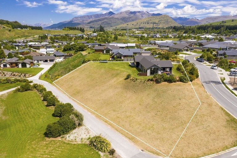 Photo of property in 44 Judge And Jury Drive, Lake Hayes, Queenstown, 9304