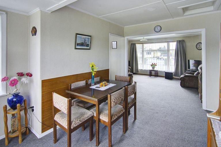 Photo of property in 81 Makoura Road, Masterton, 5810