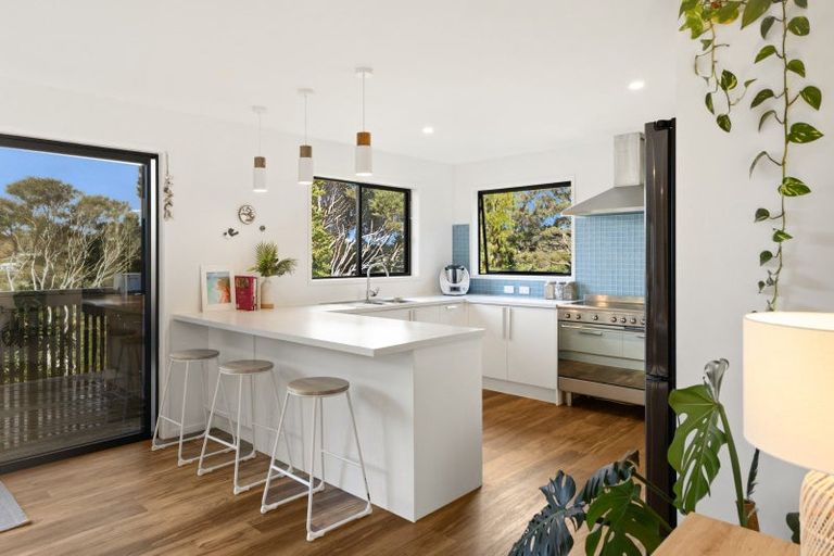 Photo of property in 8 Island View Close, Paihia, 0200