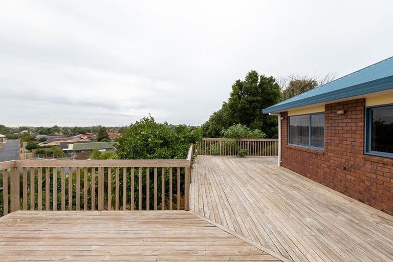 Photo of property in 27 Church Road, Pukete, Hamilton, 3200
