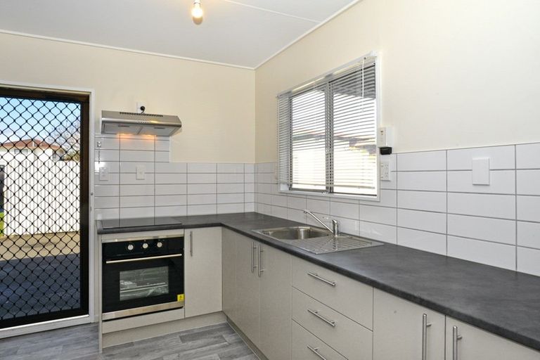 Photo of property in 1/404 Ikanui Road, Frimley, Hastings, 4120