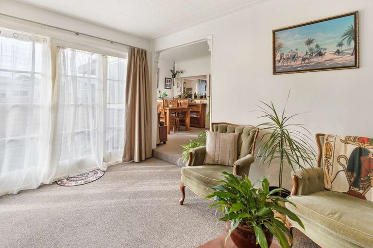 Photo of property in 192 Bartholomew Road, Levin, 5510