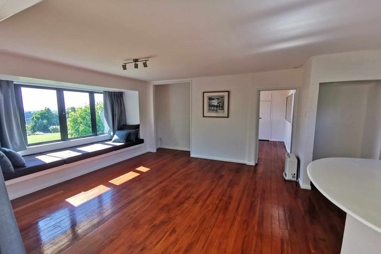 Photo of property in 55 Crows Road, Swanson, Auckland, 0614