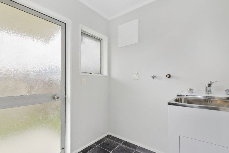Photo of property in 89a Pohutukawa Drive, Owhata, Rotorua, 3010
