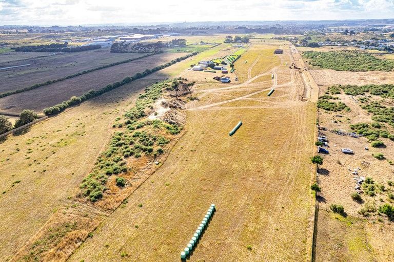 Photo of property in 97 Manuka Street, Castlecliff, Whanganui, 4501