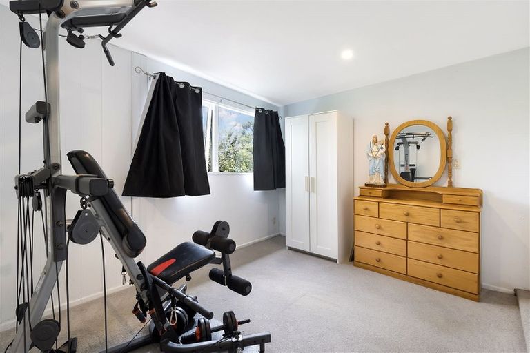 Photo of property in 113 Forest Hill Road, Henderson, Auckland, 0612