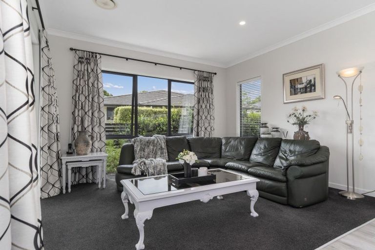Photo of property in 5 Gumtree Lane, Omokoroa, 3114