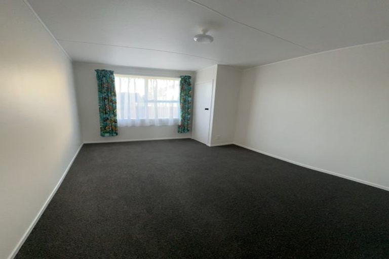 Photo of property in 6 Perry Place, Bader, Hamilton, 3206