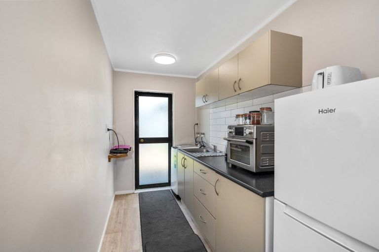 Photo of property in 3 Karepe Lane, Kumeu, 0810