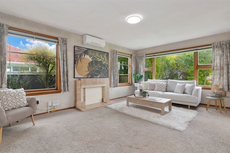 Photo of property in 8 Manor Place, Bryndwr, Christchurch, 8053