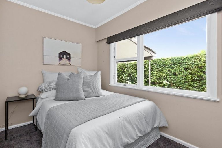 Photo of property in 16a Howard Road, Taradale, Napier, 4112