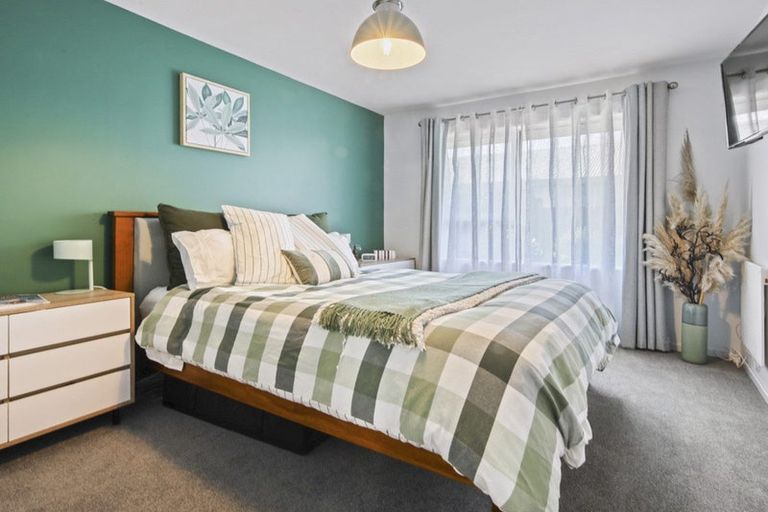 Photo of property in 140 Hay Street, Bromley, Christchurch, 8062