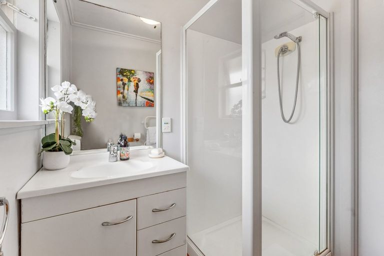 Photo of property in 4/60 Church Street, Northcote Point, Auckland, 0627