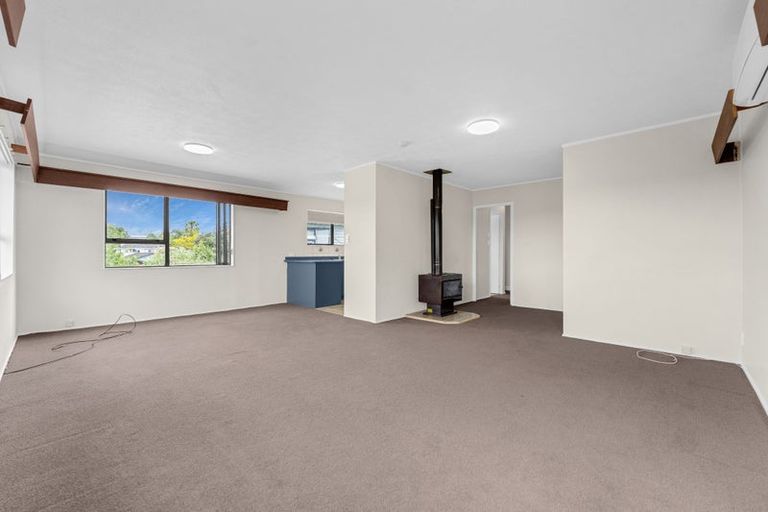 Photo of property in 5 Magellan Place, Papatoetoe, Auckland, 2025