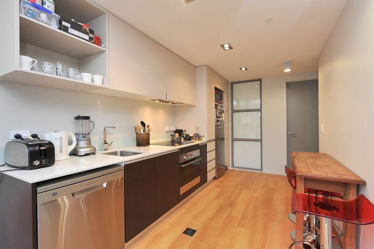 Photo of property in Masina Apartments, 111/80u Riddiford Street, Newtown, Wellington, 6021
