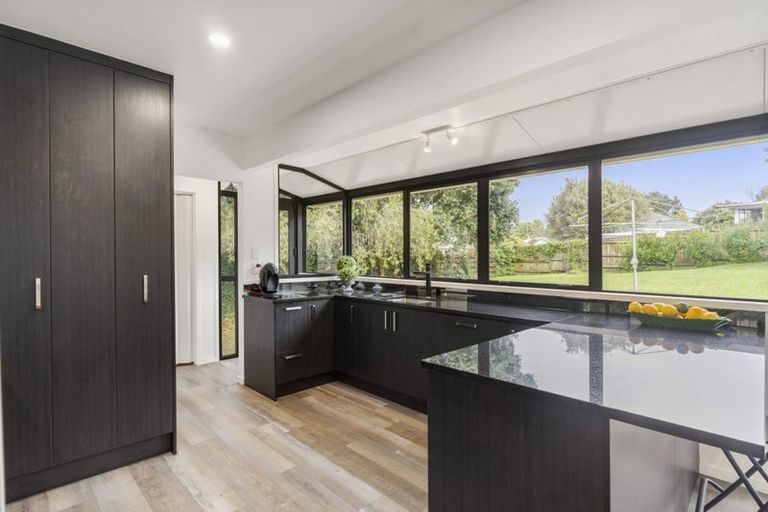 Photo of property in 28 Dreadon Road, Manurewa, Auckland, 2102