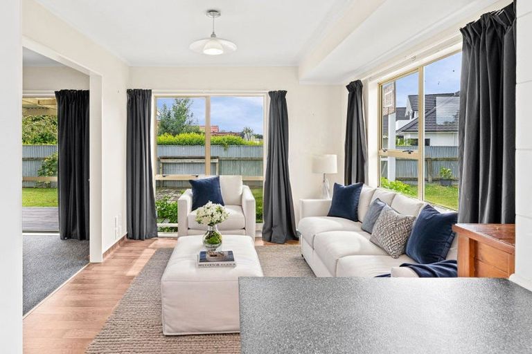 Photo of property in 3 Kirkcaldie Grove, Levin, 5510